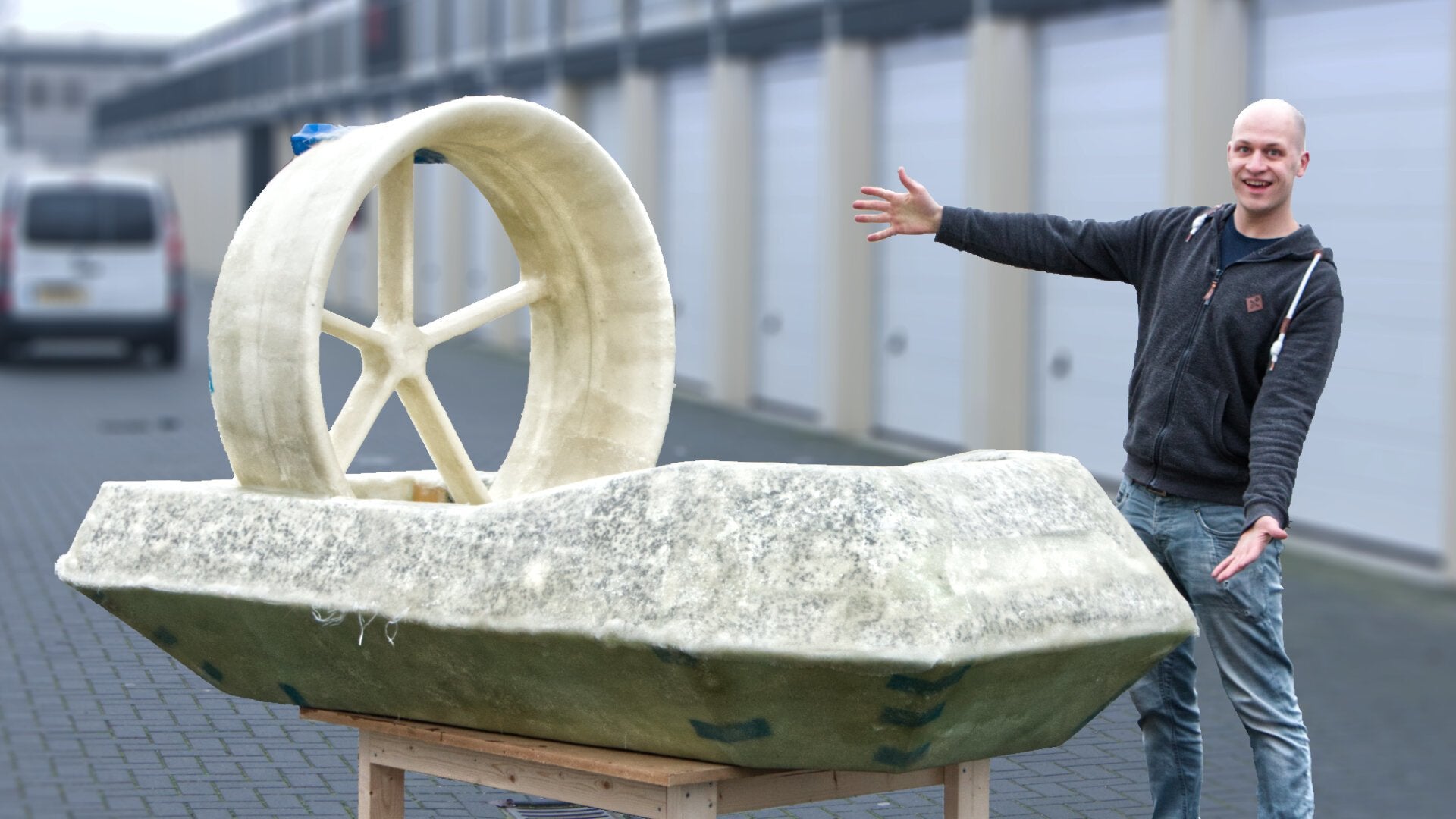 Hovercraft+vid+1+thumb