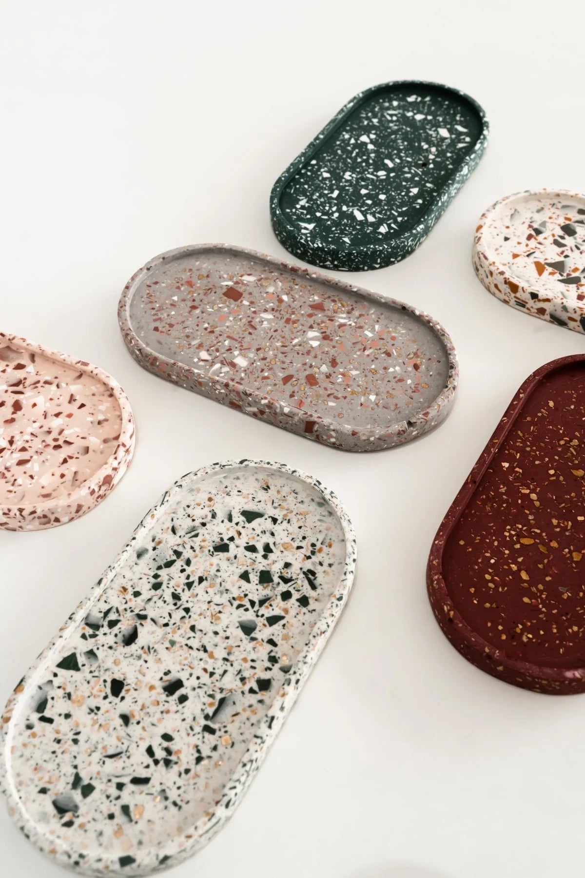 A1 DIY Terrazzo Ovale Schaal Kit XL - Maak Je Eigen Decoratieve Tray 12x25cm