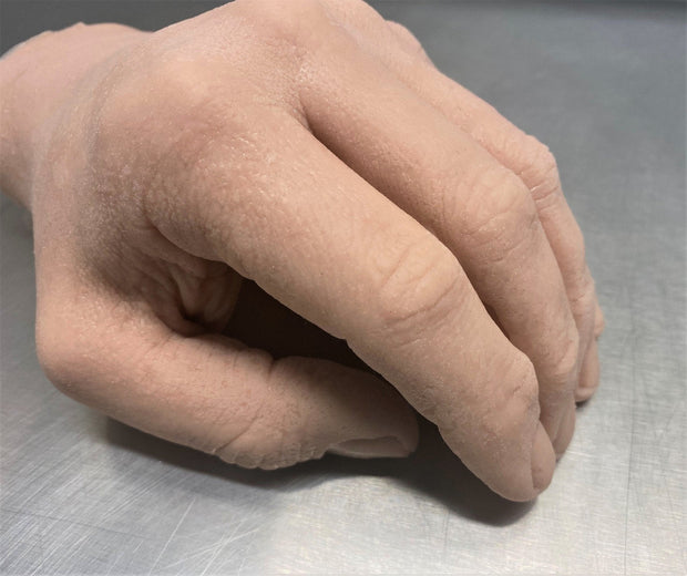 <h4>A Realistic hand</h4>