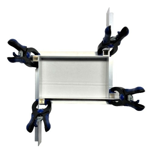S.A.M. Bekisting  Set voor siliconen mallen - Aluminium 24 x 4 cm.